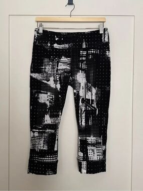 Reebok‎ Speedwick Leggings Womens Sz L Black Abstract Cropped Workout Gym Yoga